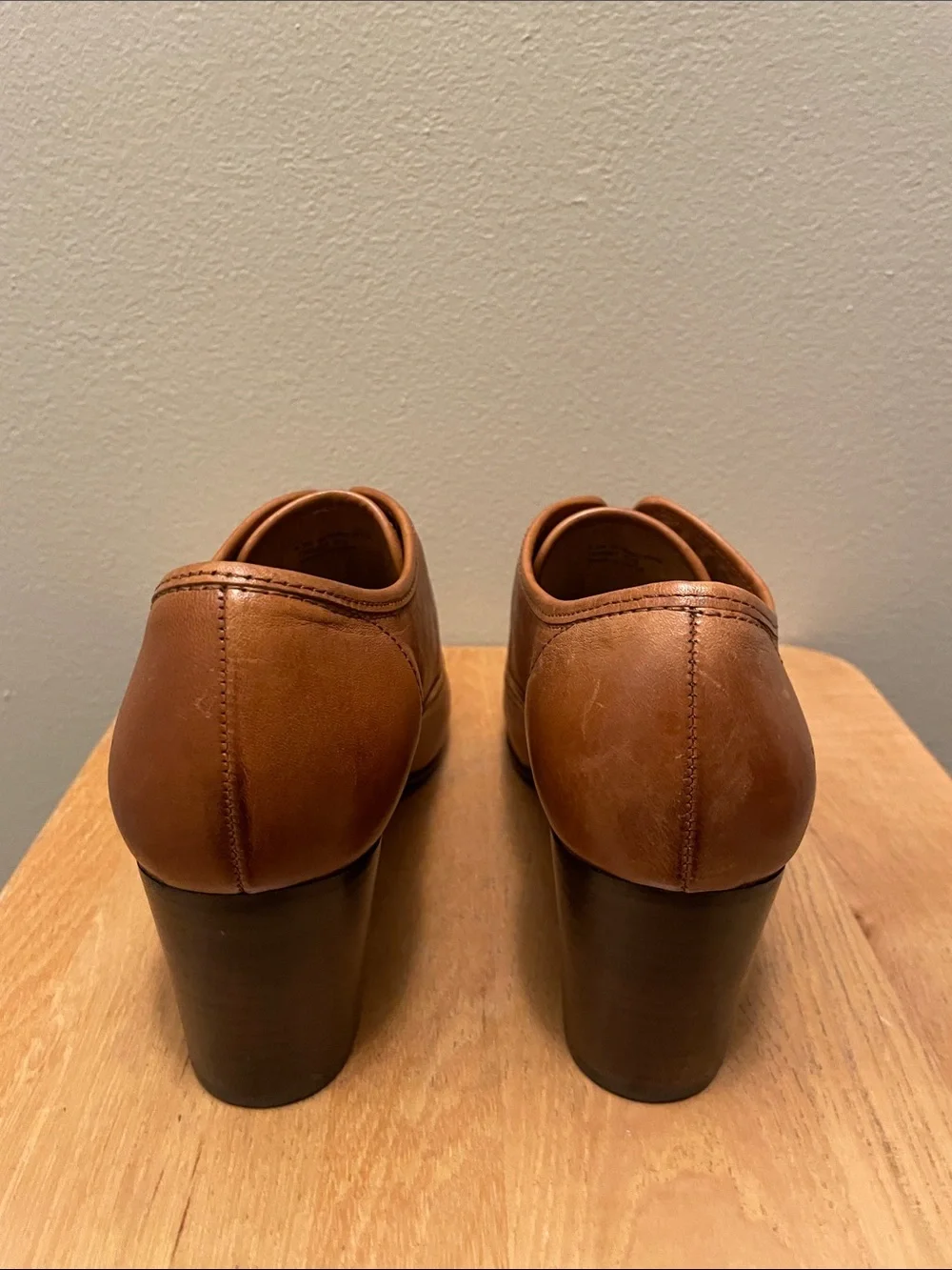 FRYE Women's Caramel Leather Slip-On Ankle Booties Size 8.5 M